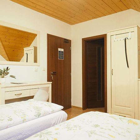 Žiar Ubytovanie&Restauracia Bodliak מראה חיצוני תמונה